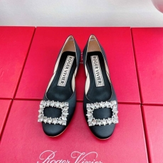 Roger Vivier flat shoes